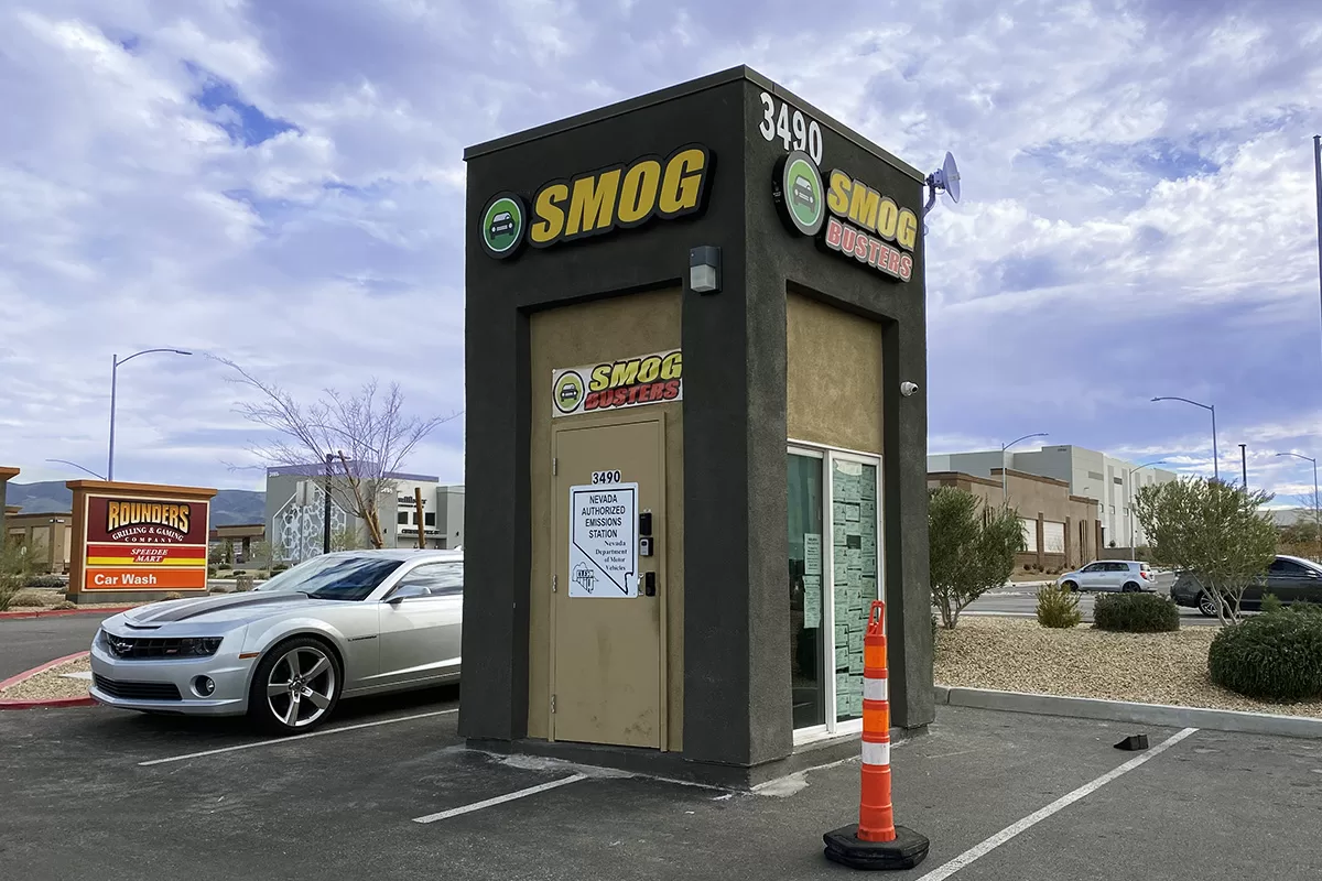 Smog Busters hut at 3490 Volunteer Blvd in Henderson near Raiders Way